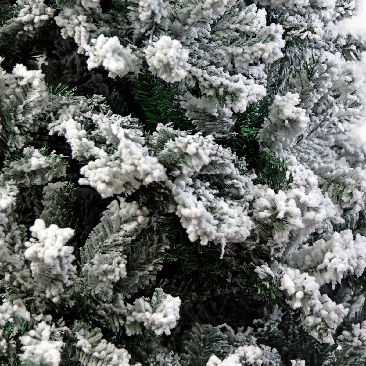 Snow-Tipped Christmas Tree 1.8m – 850 Tips