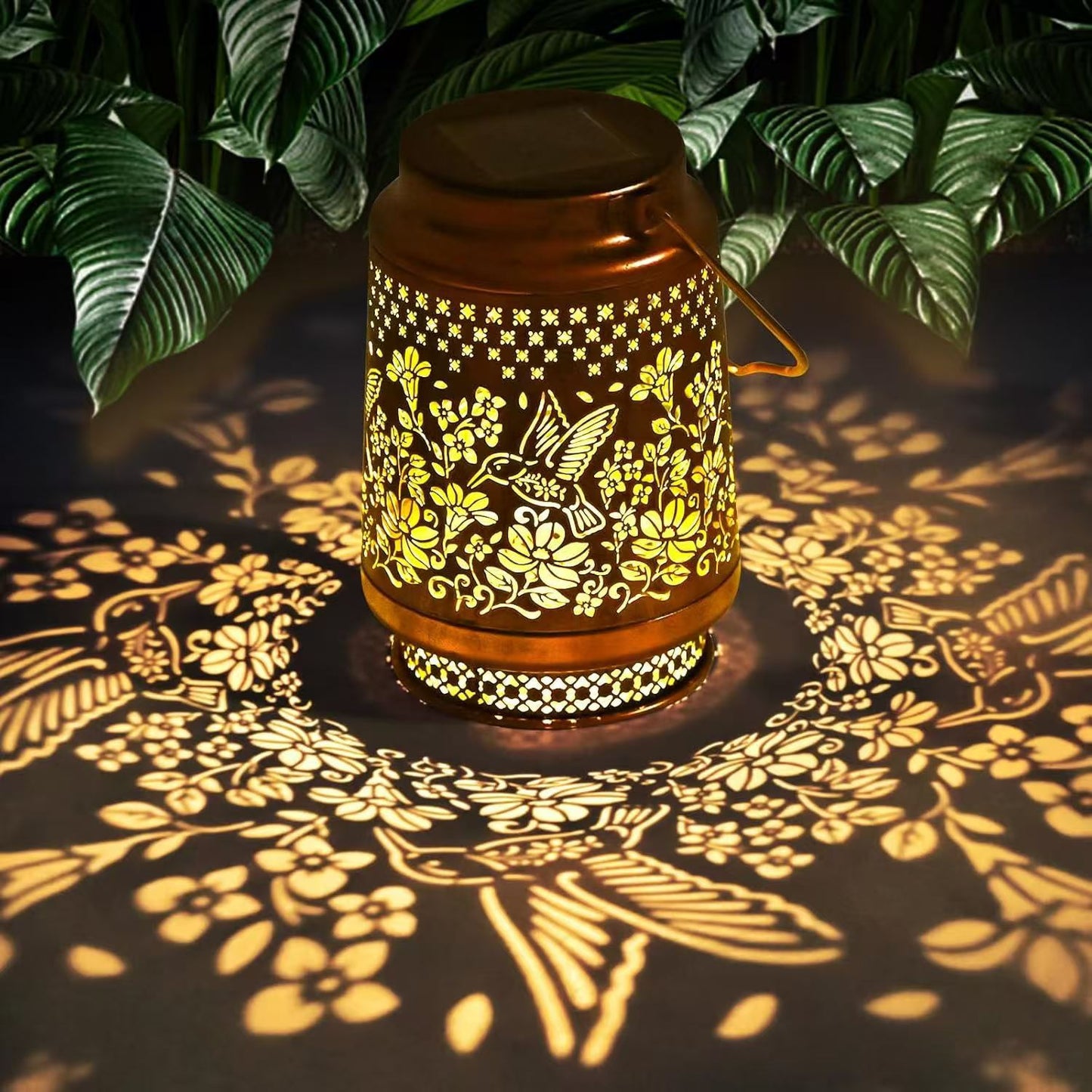 Decorative Solar Hummingbird Lantern
